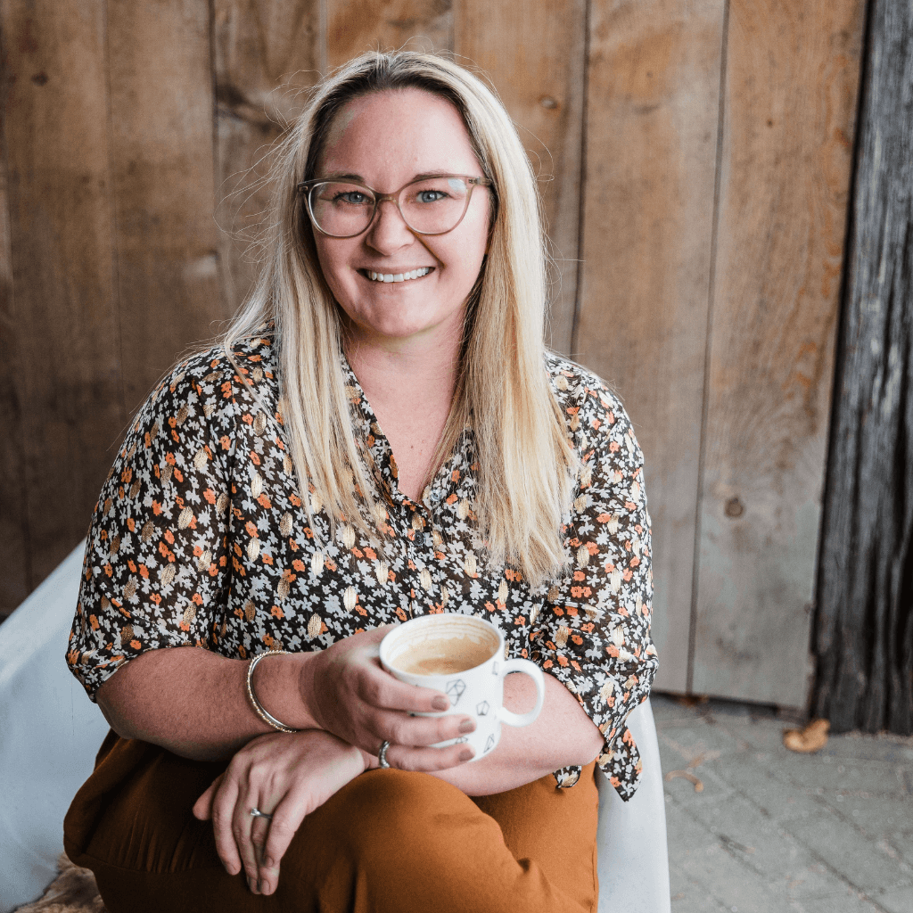 ecomm marketing coach and strategist chloe johnson